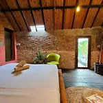 Holo Bato Saigon - Serviced Homestay