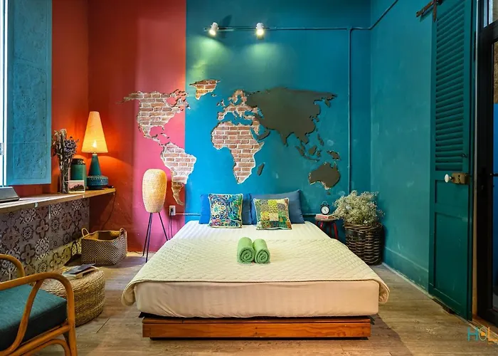 Holo Bato Saigon - Serviced Homestay