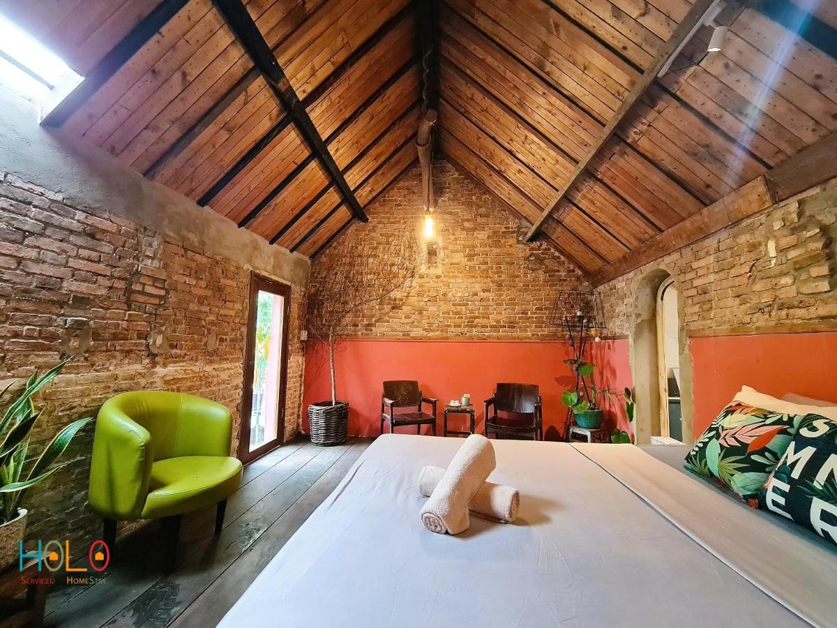 Homestay Holo Bato Saigon - Serviced