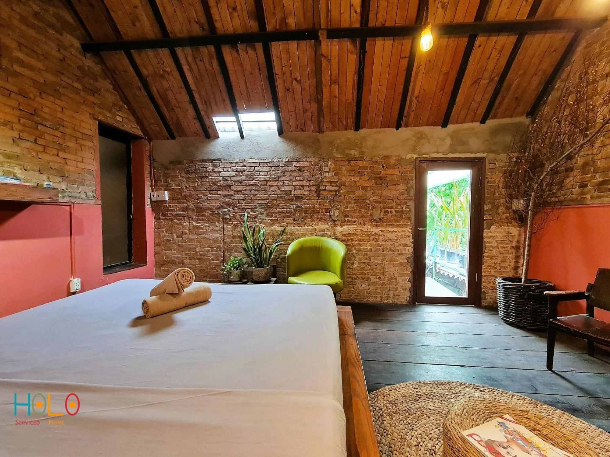 Holo Bato Saigon - Serviced Homestay
